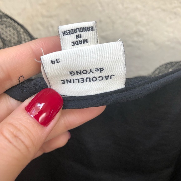 ❌SOLD❌ ASOS Petite Lace Black Cami (Small) - Picture 4 of 4